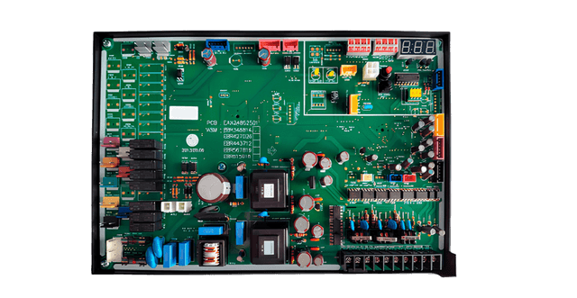 Placa de Controle Principal - EBR42702618, vista frontal